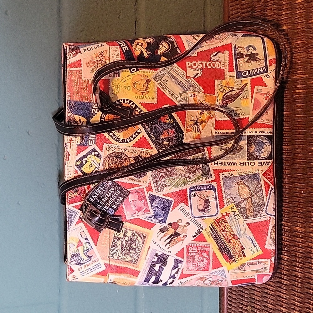 Vintage sydney love purse